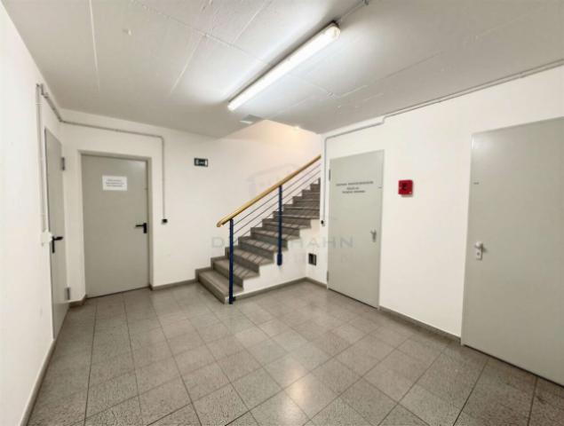 Treppe in den Keller 