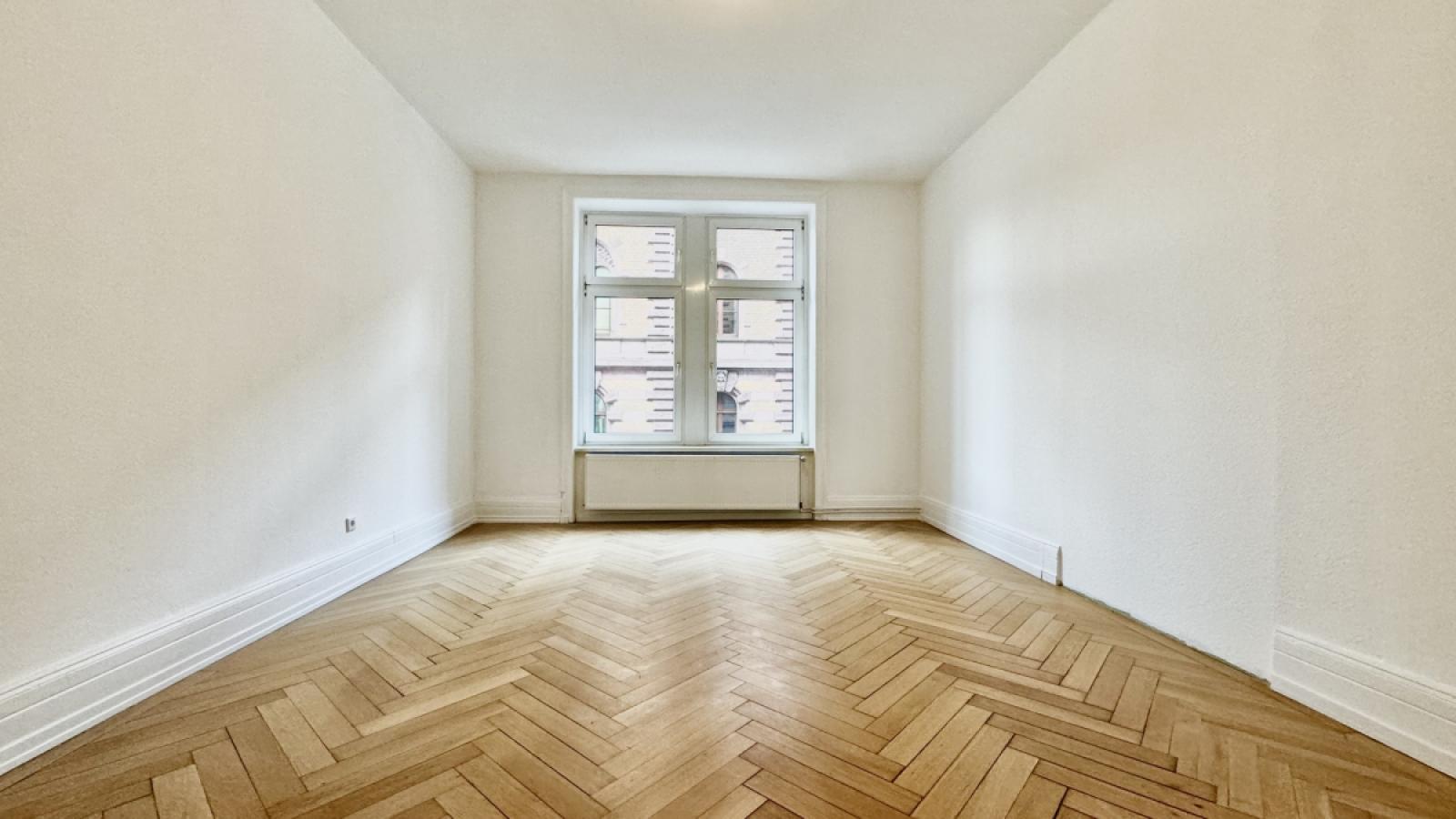 Schlafzimmer Eltern