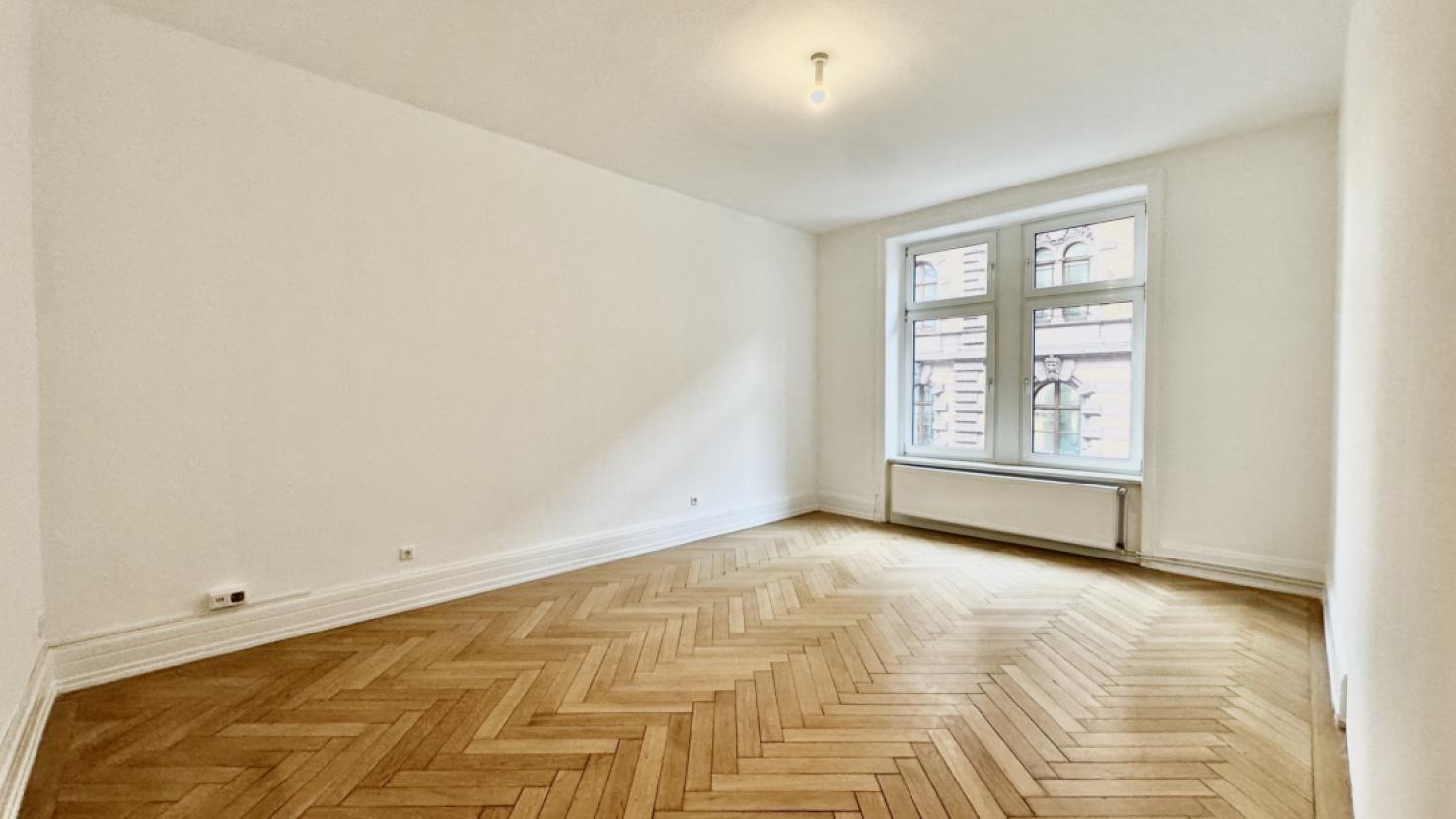 Schlafzimmer Eltern