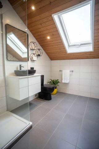 Bad DG - (KI generiert)