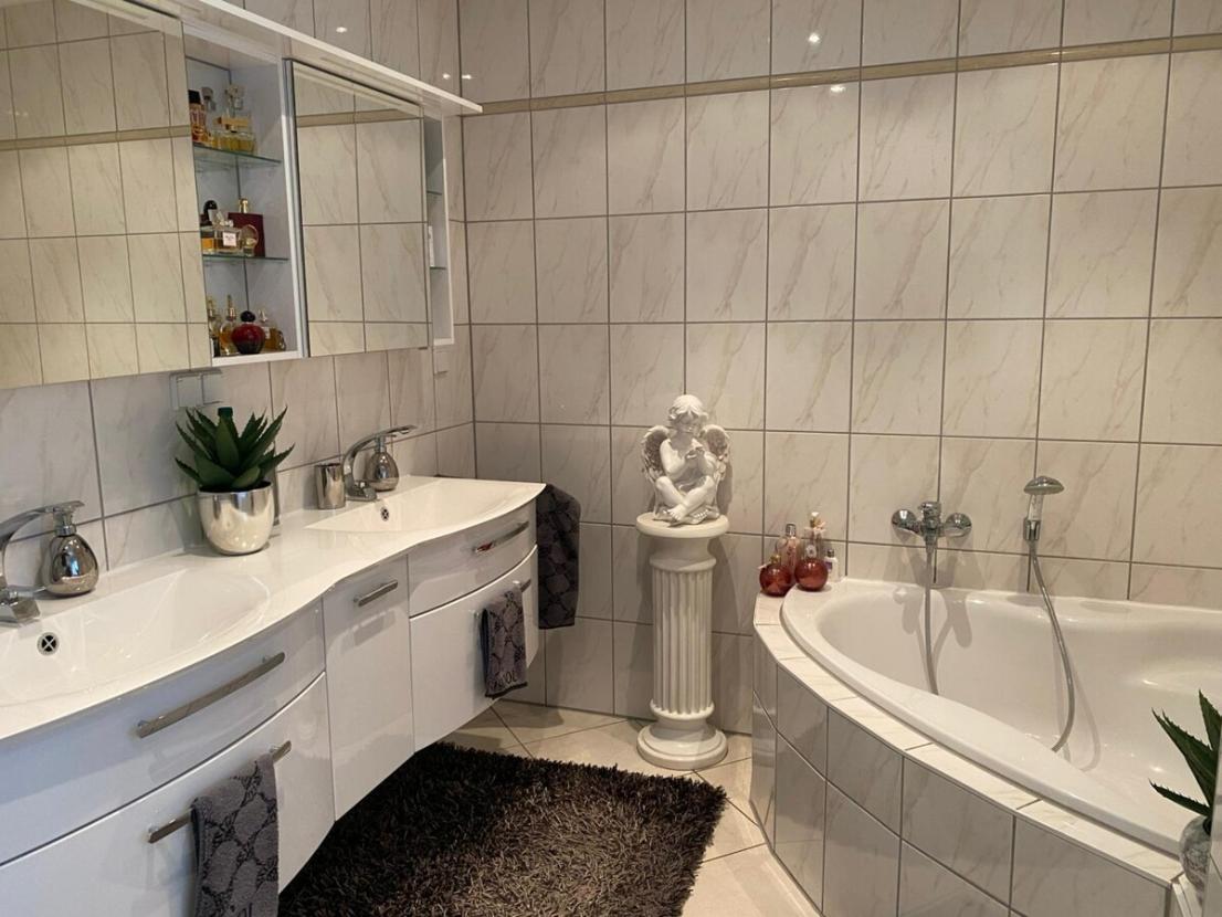 Badezimmer 1