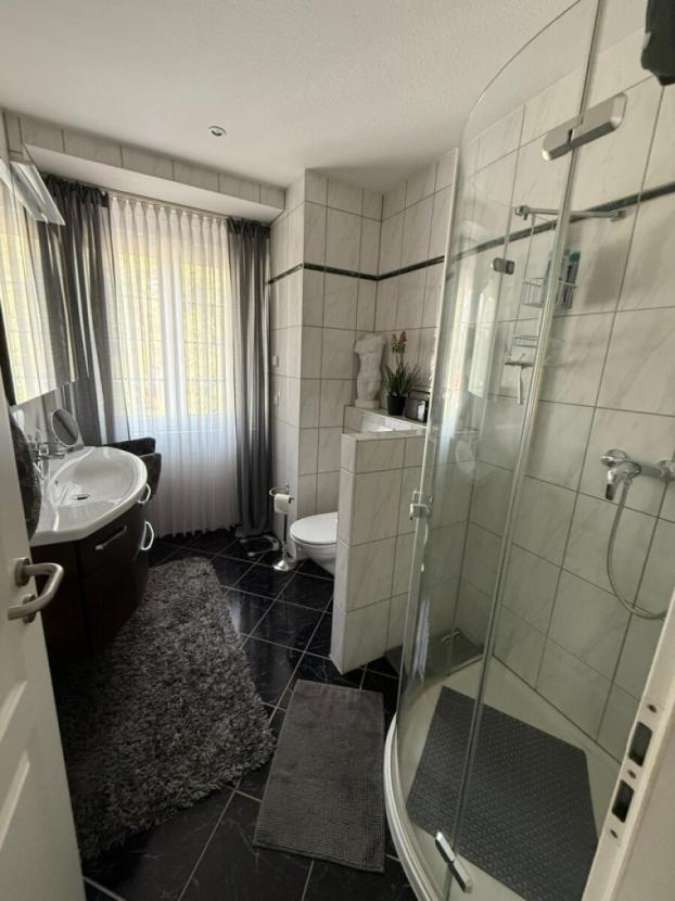 Badezimmer 2