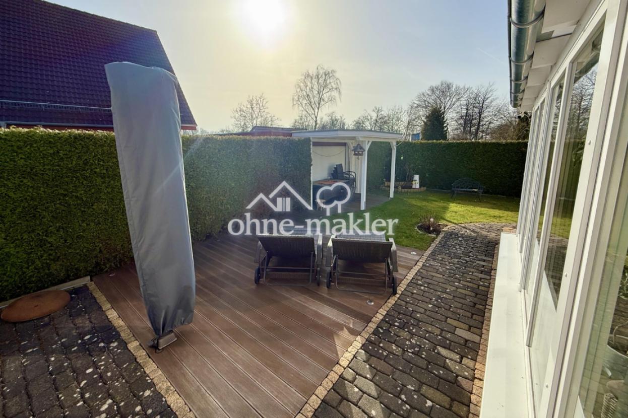 Sonnenterasse & Gartenansicht