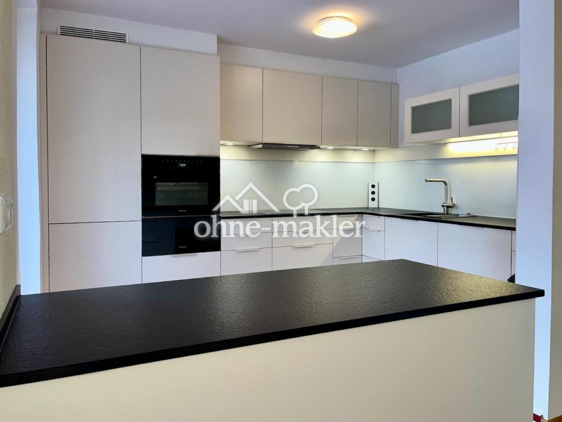 Hochwertige Einbauküche inkl.