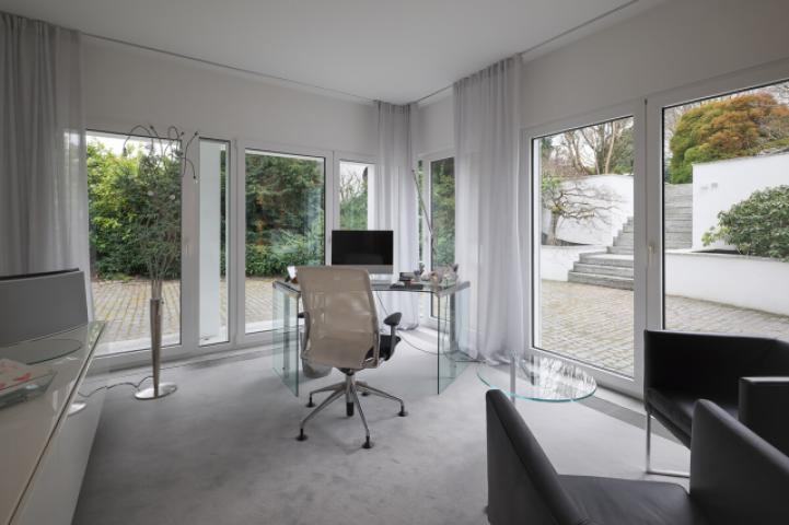 Schlafzimmer / Büro im Erdgeschoss