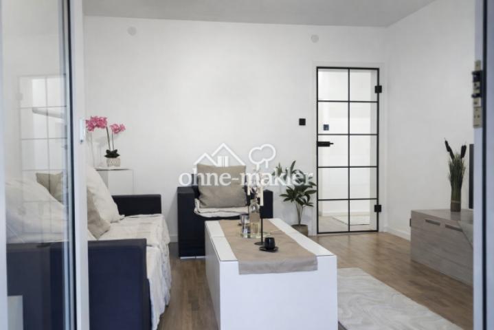 Wohnzimmer Blick vom Balkon