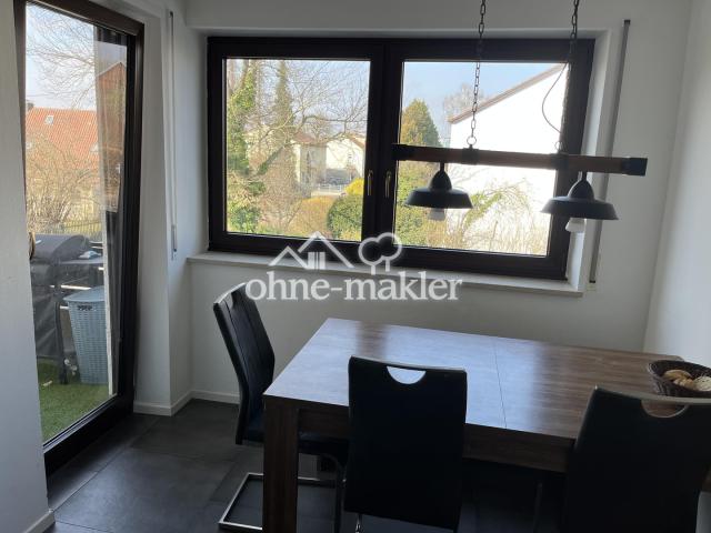 Essbereich & Balkonaustritt