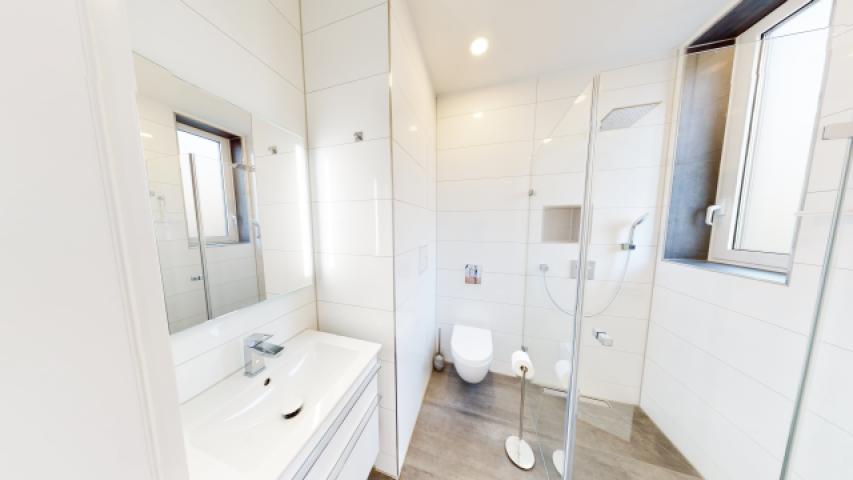 Badezimmer 2