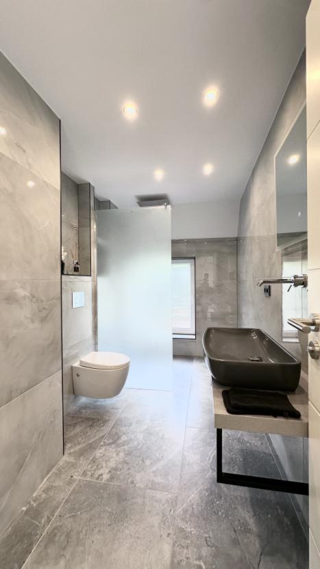 Badezimmer OG 
