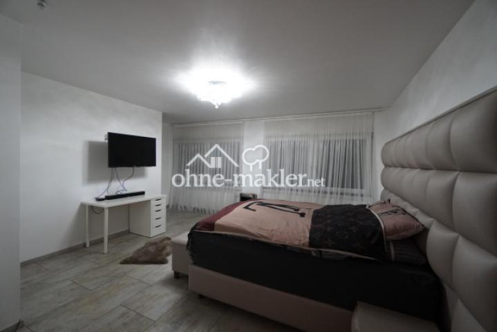 Schlafzimmer1