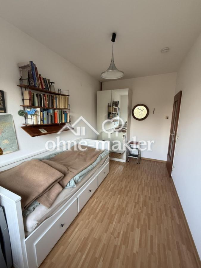 kleines Zimmer EG