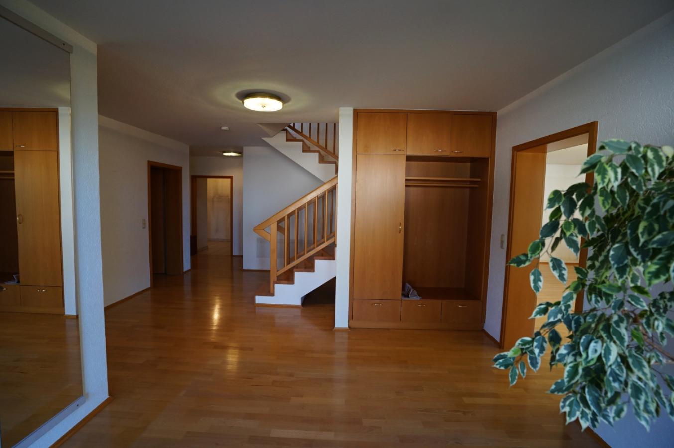 19-Diele Eingang im UG