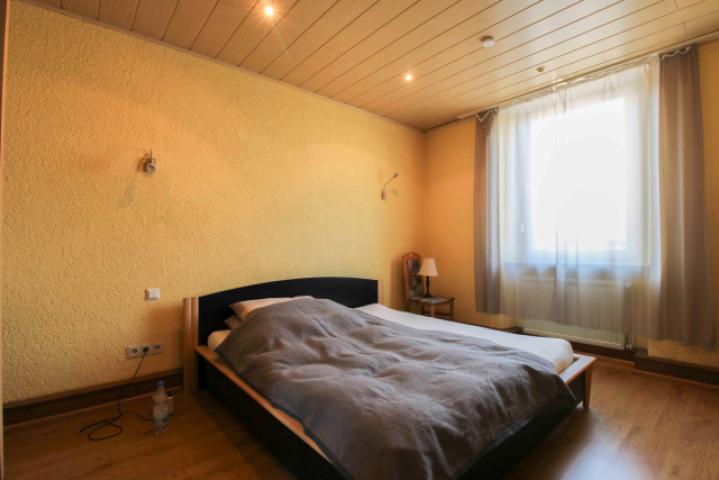 Schlafzimmer Wohnung EG