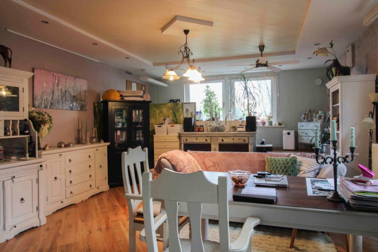 Wohnzimmer UG