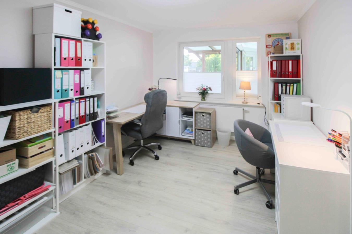 Büro im EG