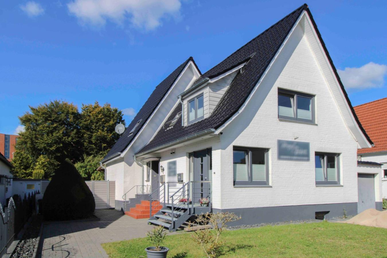 Straßenansicht