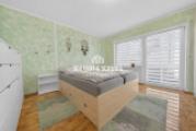 Schlafzimmer / Erdgechoss