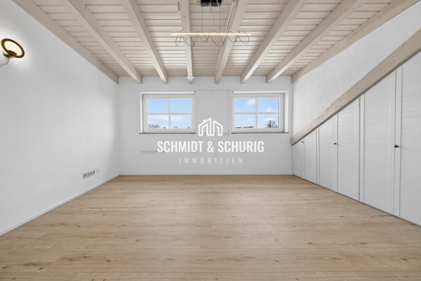 Schlafzimmer / Dachgeschoss