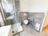 Modernisiertes Badezimmer