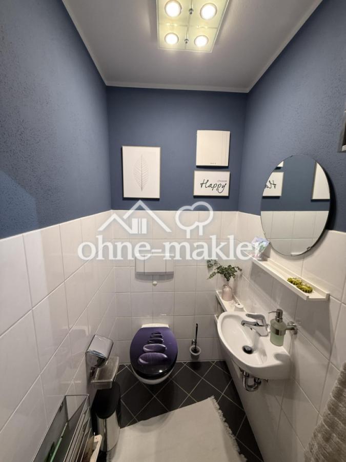 Separates Gäste-WC