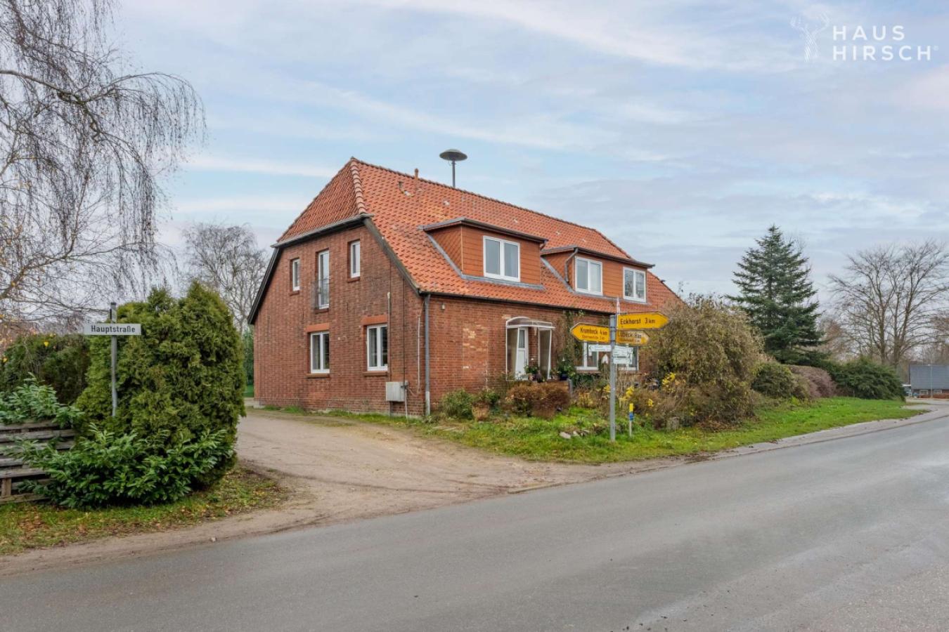 Straßenansicht 1