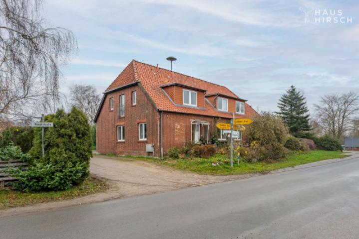 Straßenansicht 1