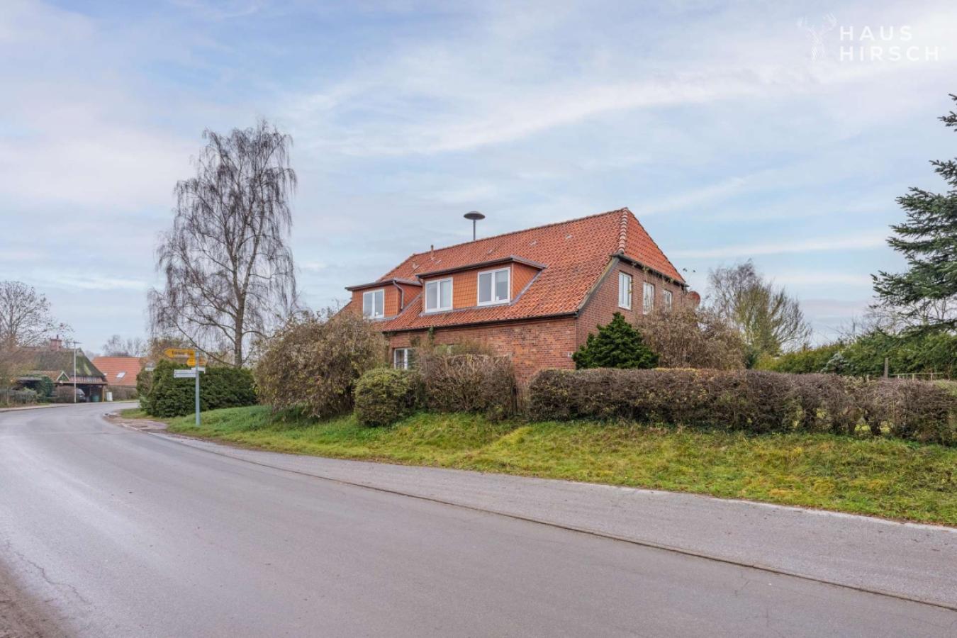 Straßenansicht 2
