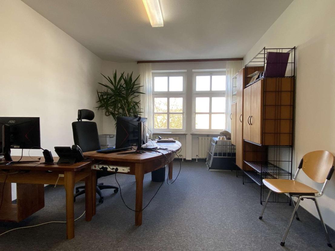 Gewerbe Büro 4