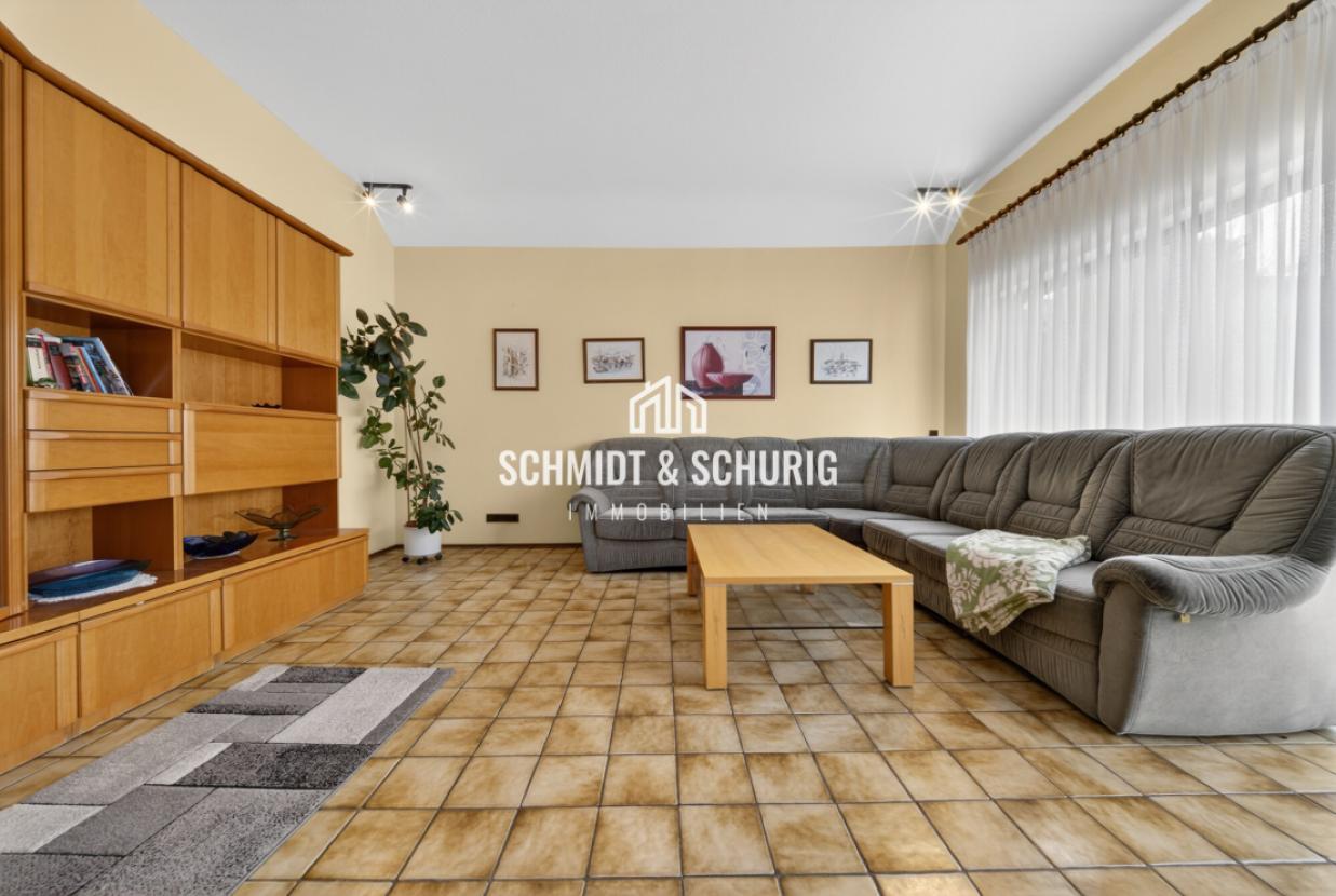 Wohnzimmer / Erdgeschoss