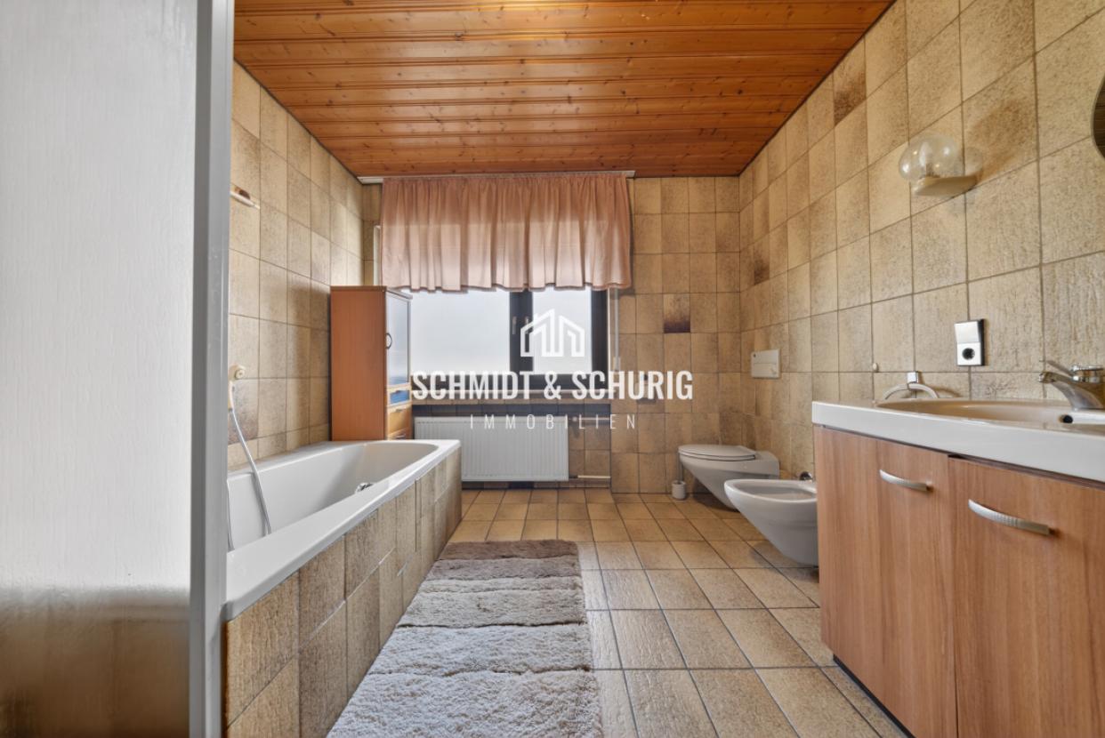 Badezimmer / 1.Obergeschoss