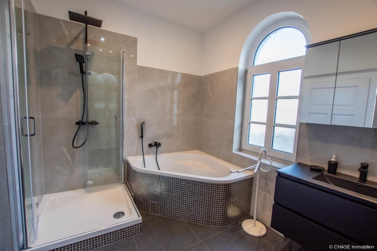 Badezimmer Ansicht 1