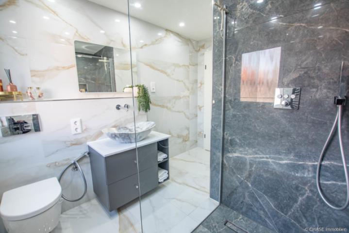 Badezimmer EG Ansicht 3