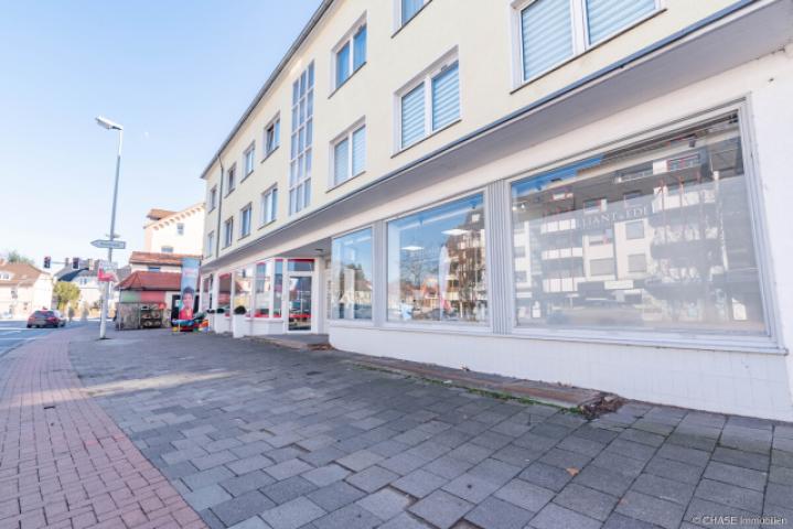 EG - seitliche Außenansicht, gesamtes Gebäude