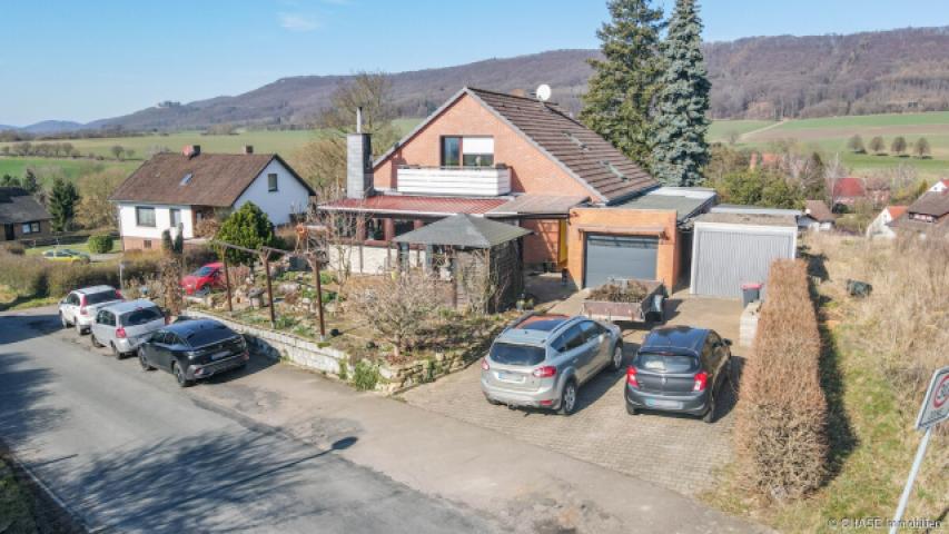 Außenansicht, Gebäudefront - Eingang