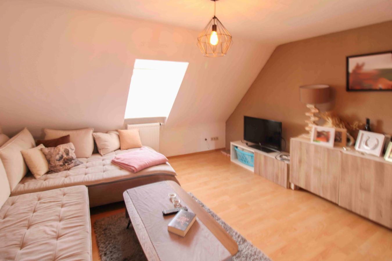 Wohnzimmer DG