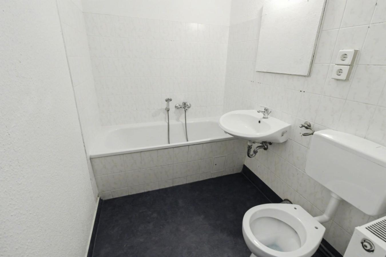 Badezimmer 2