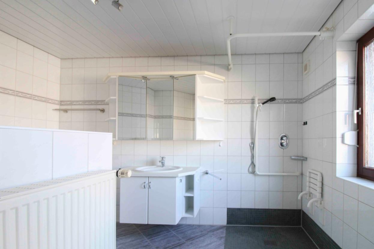 Badezimmer EG