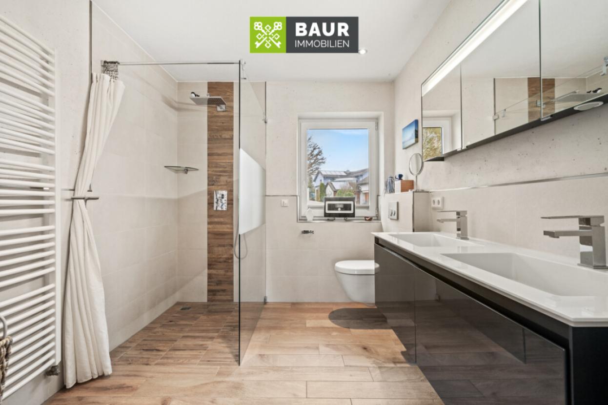 Hauptbadezimmer