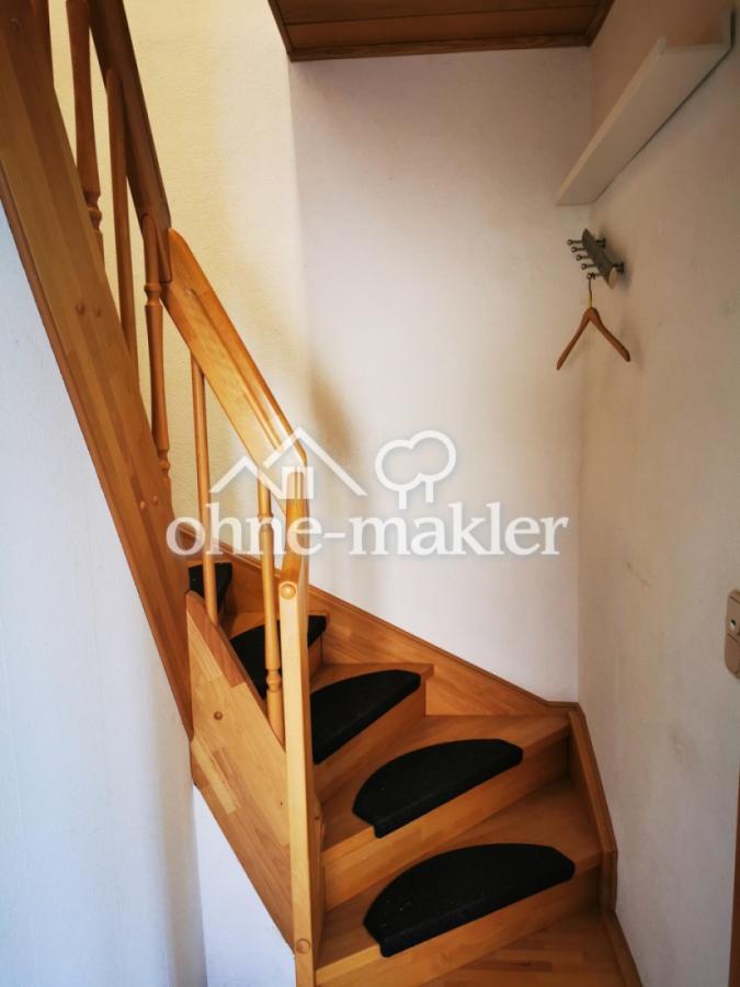OG Treppe in das Dachgeschoß