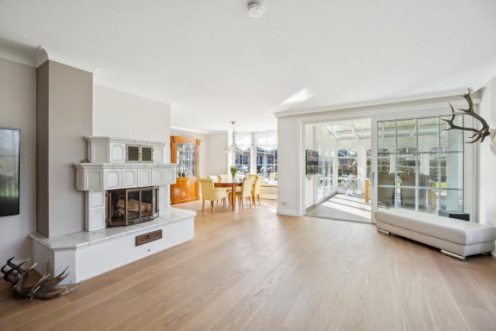 602691-B-backbonephoto-031