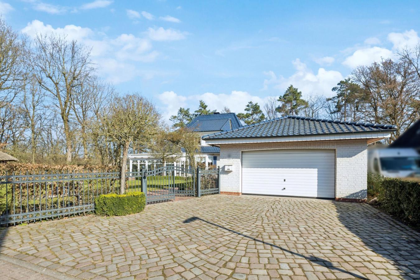 backbone_602691-B_007__b_WEB