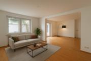 Wohnzimmer ( Staged )