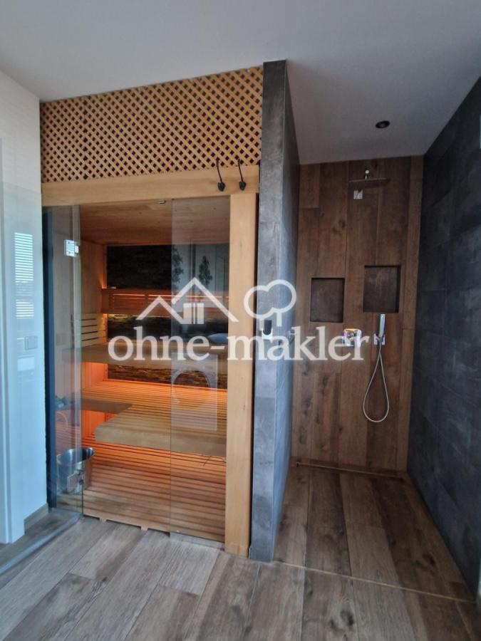 Bad en Suite mit Sauna OG