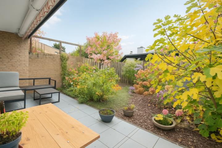 TERRASSE/GARTEN 
