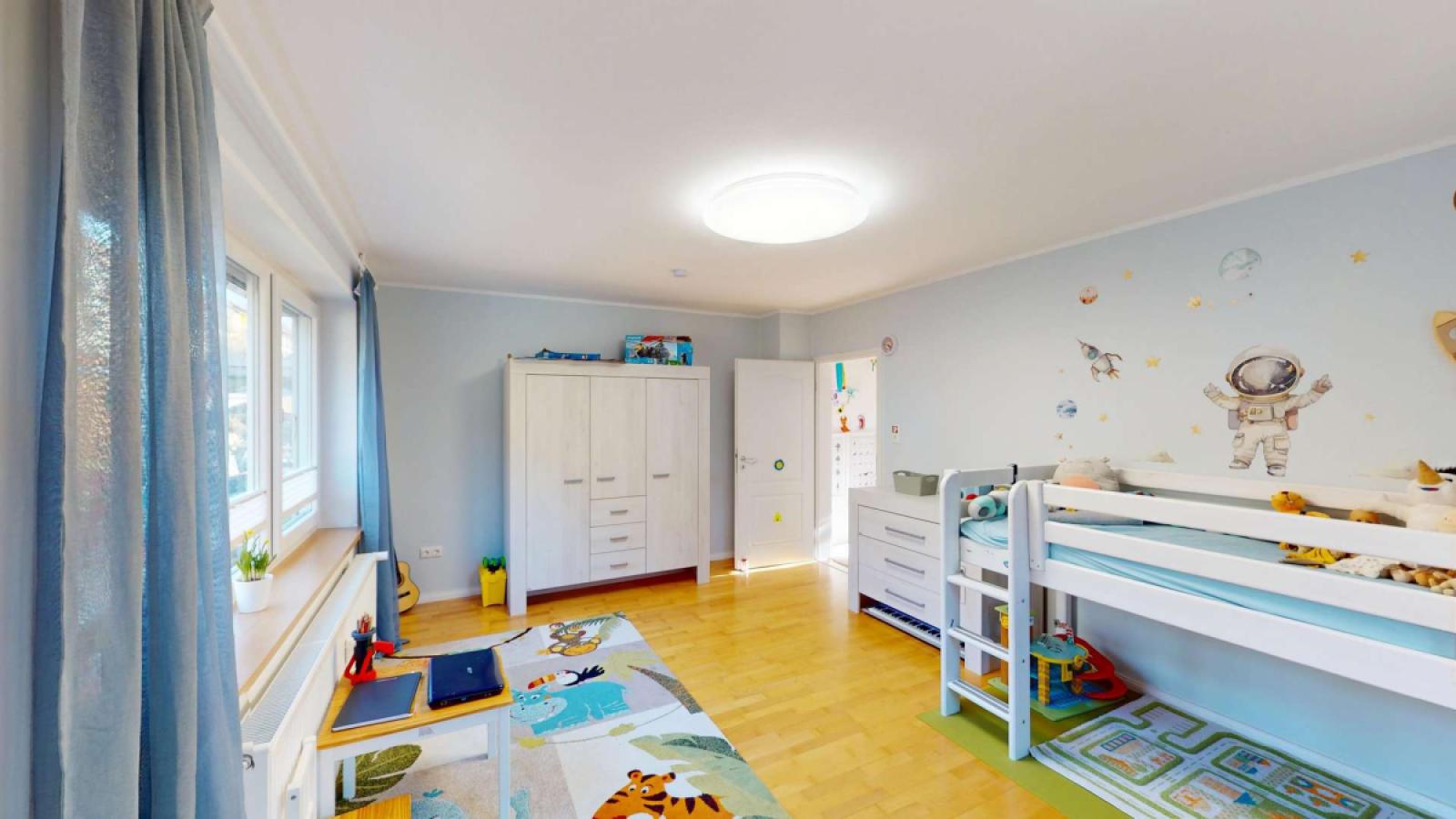 Schlafzimmer 2