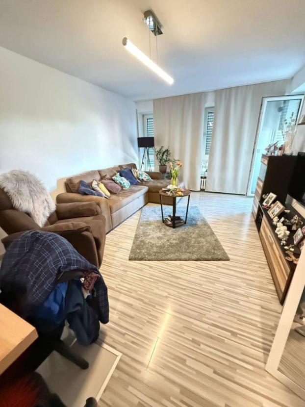 Wohnzimmer 1