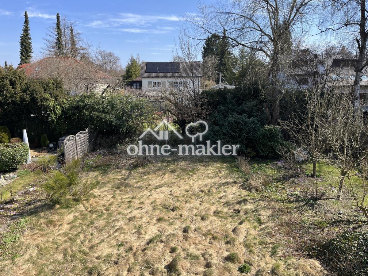 Gartenansicht vom Balkon 