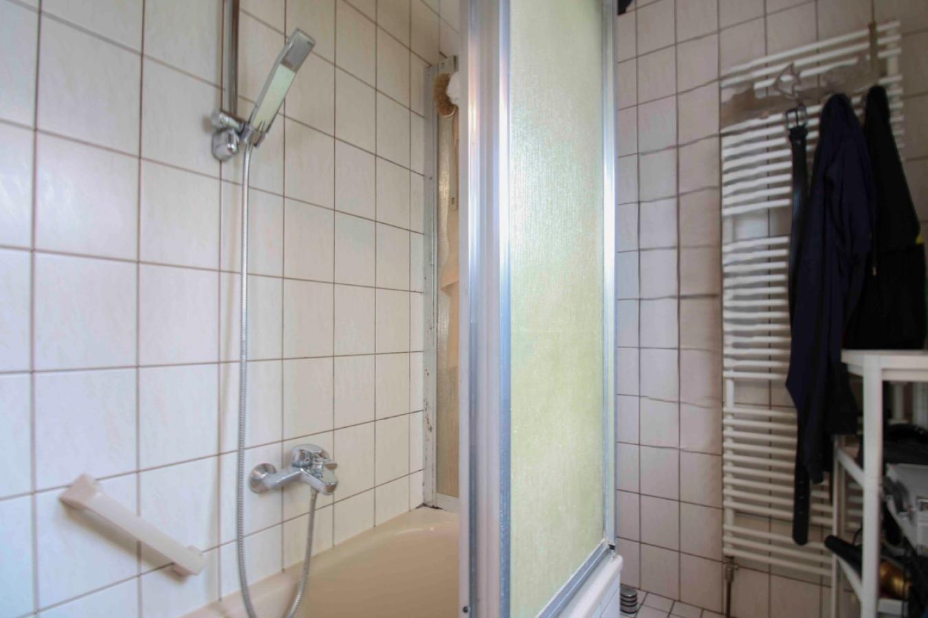 Badezimmer EG