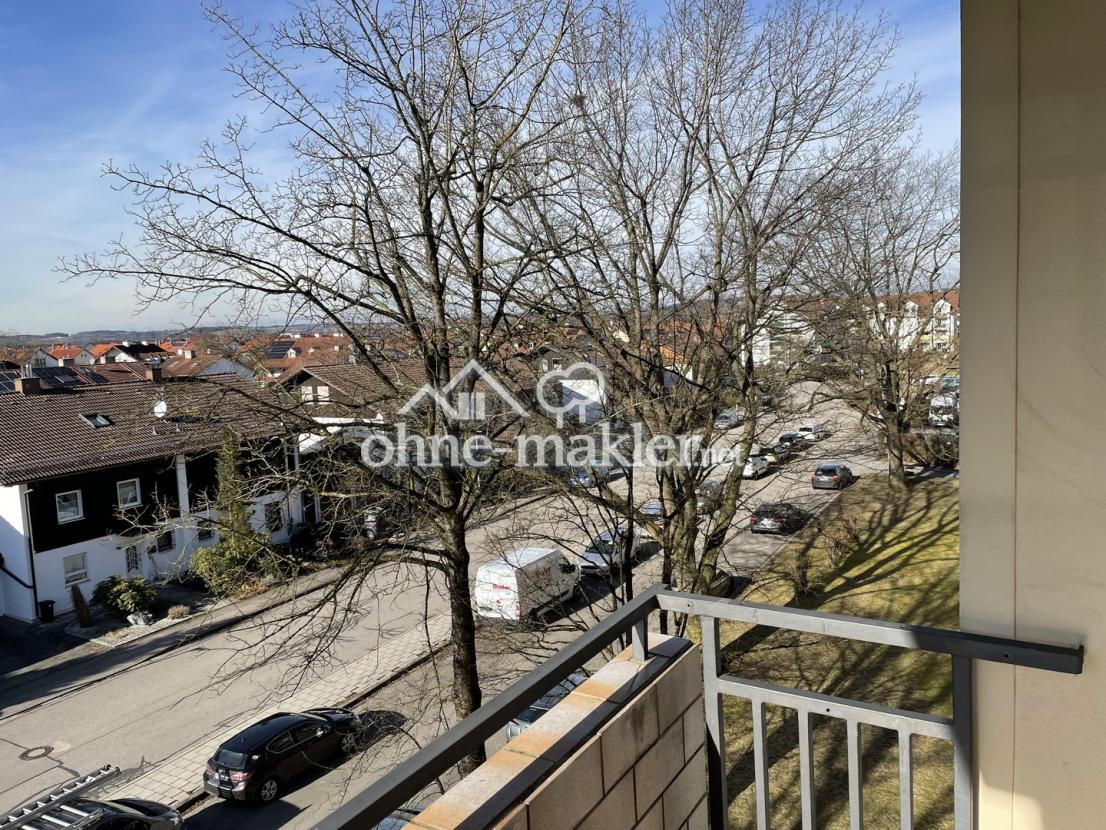 Balkon mit Blick nach rechts