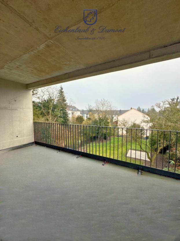 Überdachter Balkon 